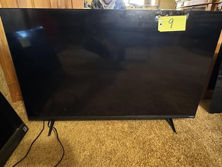 vizio-flat-screen-tv-image-1