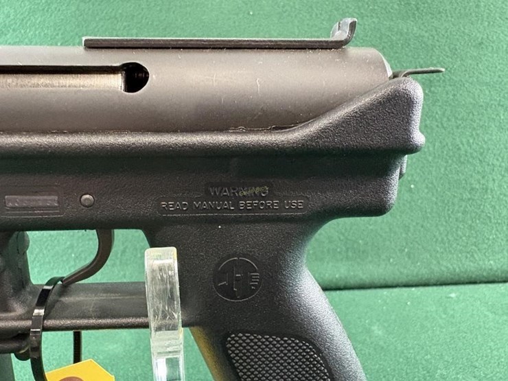 intratec-mdl.ab-10-9mm-luger-pistol-image-2