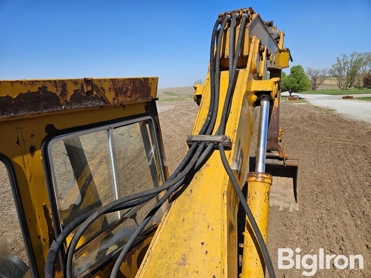 liebherr-r925-image-13