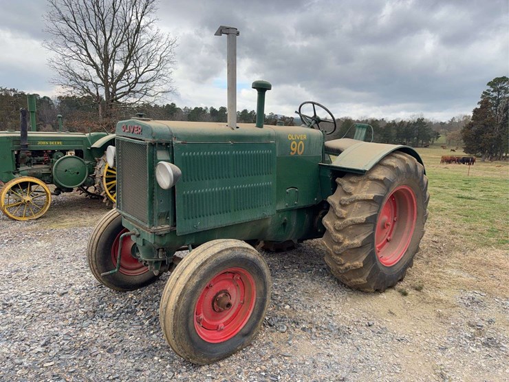 oliver-90-image-1