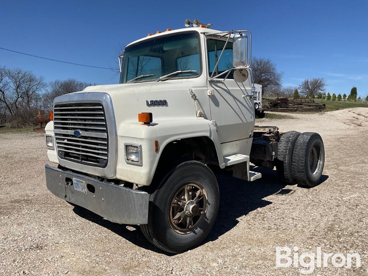 1988-ford-ln8000-image-1