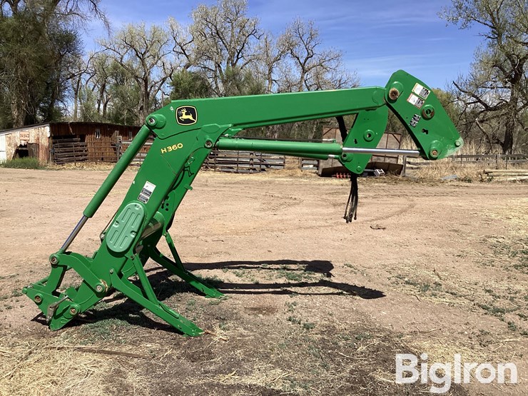 2014-john-deere-h360-image-8