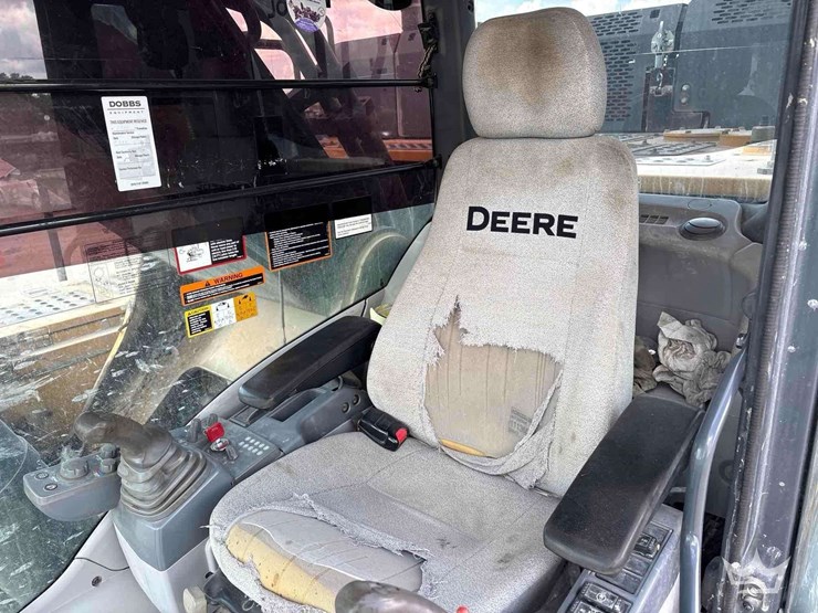 2020-john-deere-2020-image-16