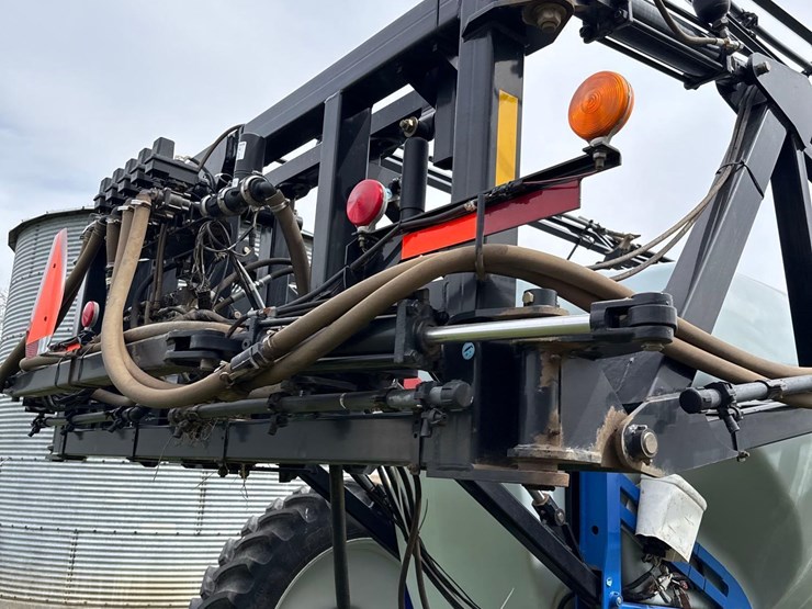 new-holland-s1070-image-15