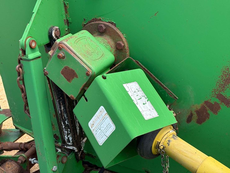 john-deere-15-image-13