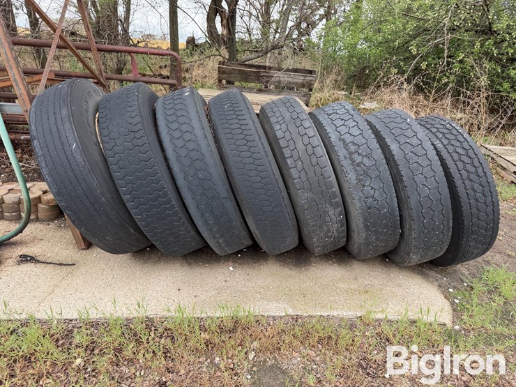 truck-tires-&-rims-image-4