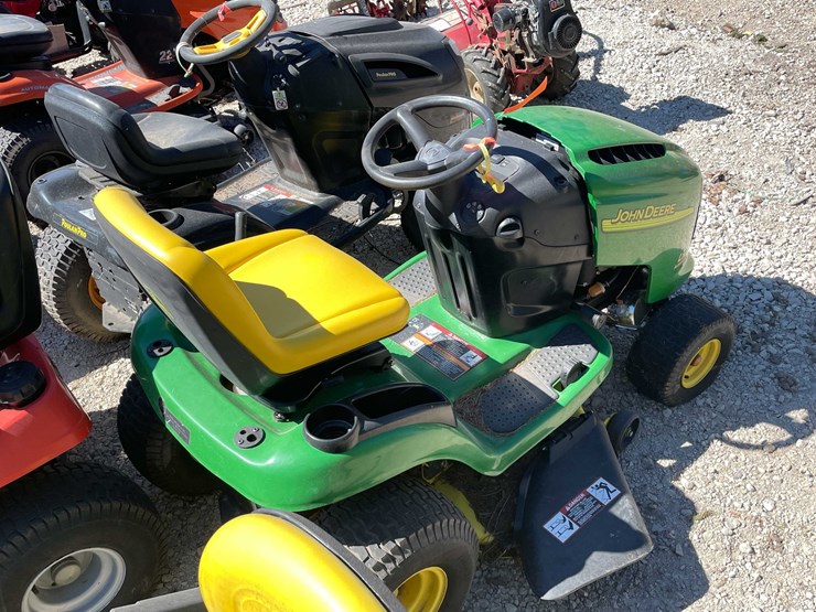 john-deere-l110-image-3