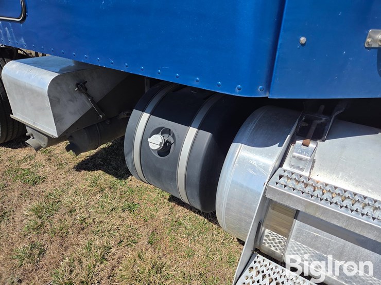2012-peterbilt-386-image-20