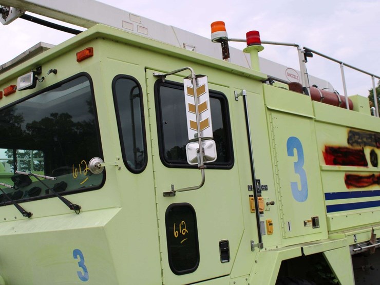 1995-oshkosh-t1500-image-4
