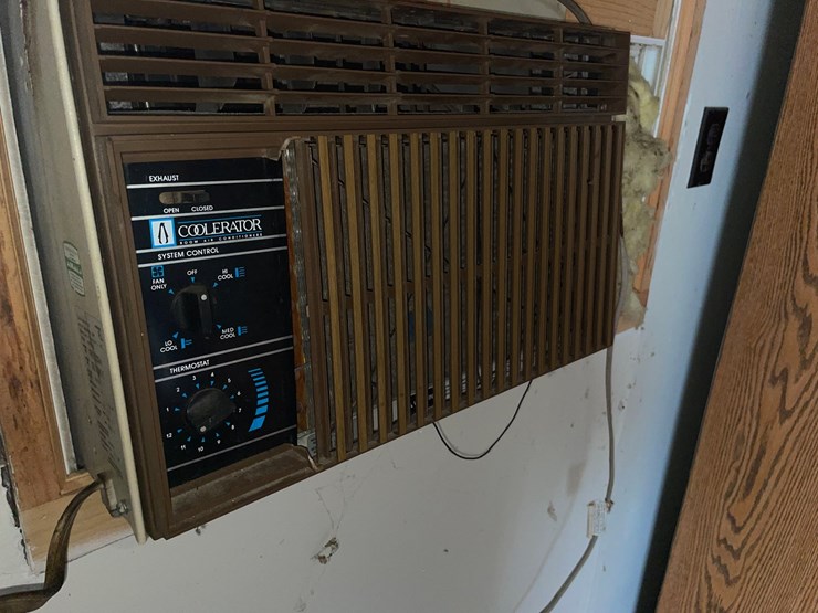 #7062-•-coderator-air-conditioner-image-3