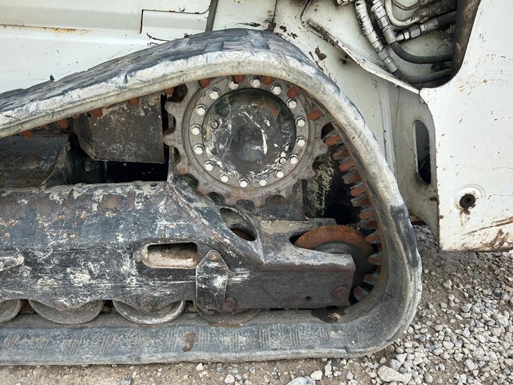 2021-bobcat-t66-image-19