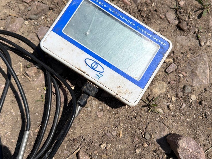 traceable-water-proof-thermometer-image-2