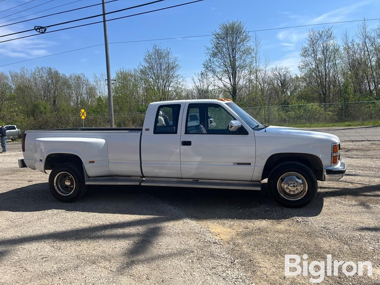 1989-chevrolet-c3500-2wd-extended-cab-pickup-image-4