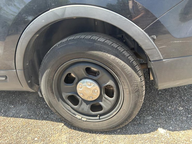 2017-ford-explorer-image-9