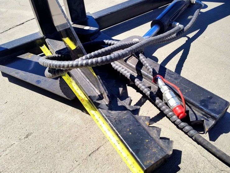 skid-steer-hydraulic-tree-puller-(new/unused)-image-11