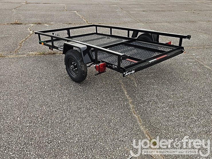 2026-carry-on-5x8g-image-3