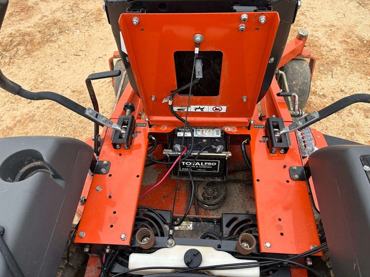 husqvarna-mz48-zero-turn-lawn-mower-image-16