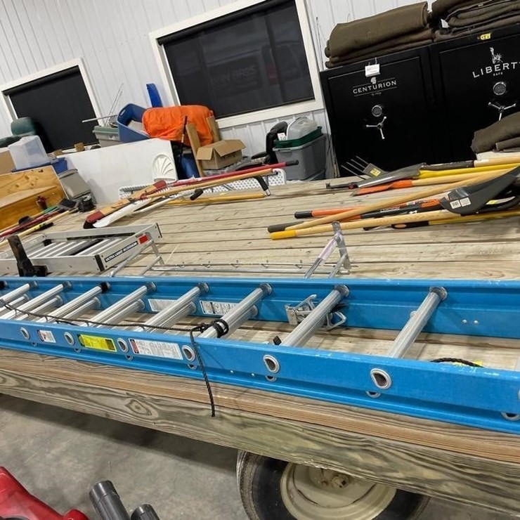 Werner 20' Extension Ladder