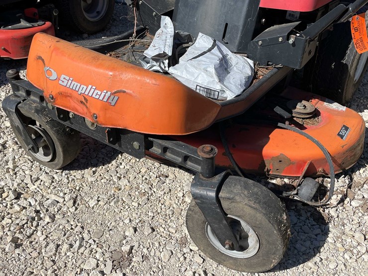 #6945-•-simplicity-zero-turn-riding-lawn-mower-image-9