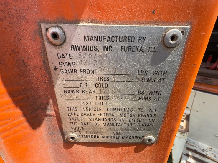 1980-caterpillar-3208-image-39