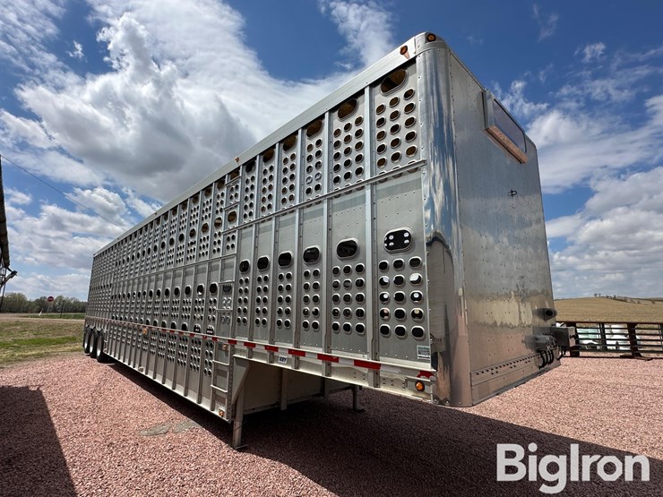 2012-eby-livestock-trailer-image-3