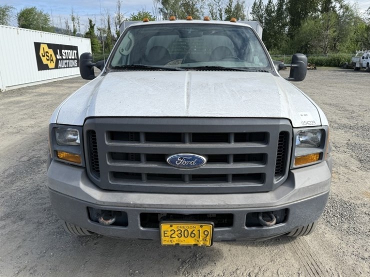 2005-ford-f550-xl-sd-image-8