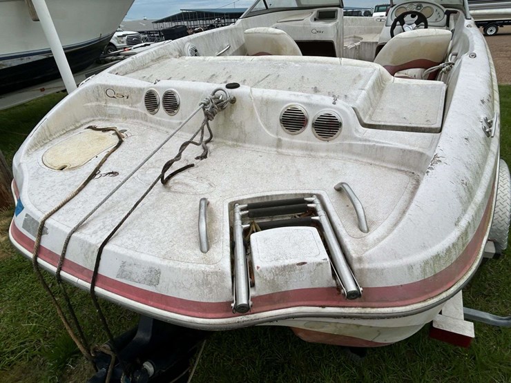 2008-tahoe-q5i-ski-boat-w/mercruiser-alpha-one-inboard-&-aluminum-trailer-(no-title~bos-only) (inop)-image-22