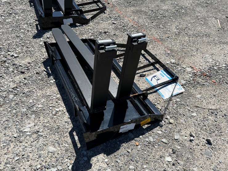 #45392-•-unused-mower-king-sa-skid-steer-forks-image-1