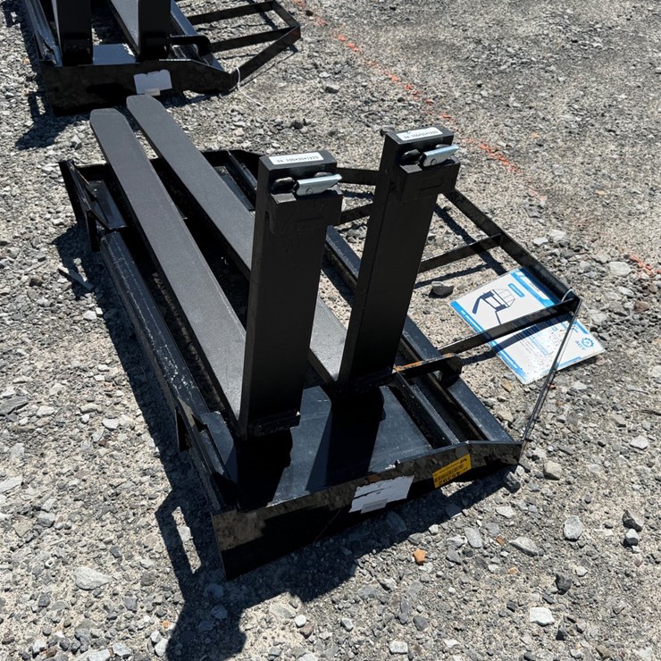 #45392 • Unused Mower King SA Skid Steer Forks