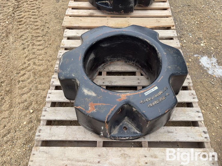 olympic-1000lb-tractor-weights-image-9
