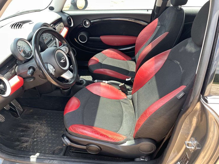 2007-mini-cooper-s-2-door-hatchback-(78,961-miles)-image-10