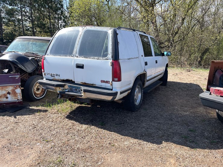 1999-gmc-yukon-image-4