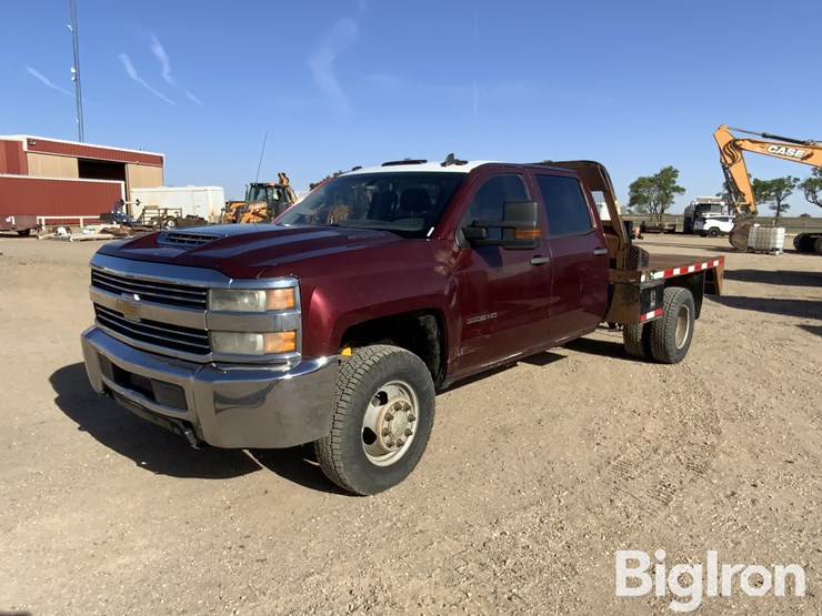 2017-chevrolet-silverado-2500-image-1