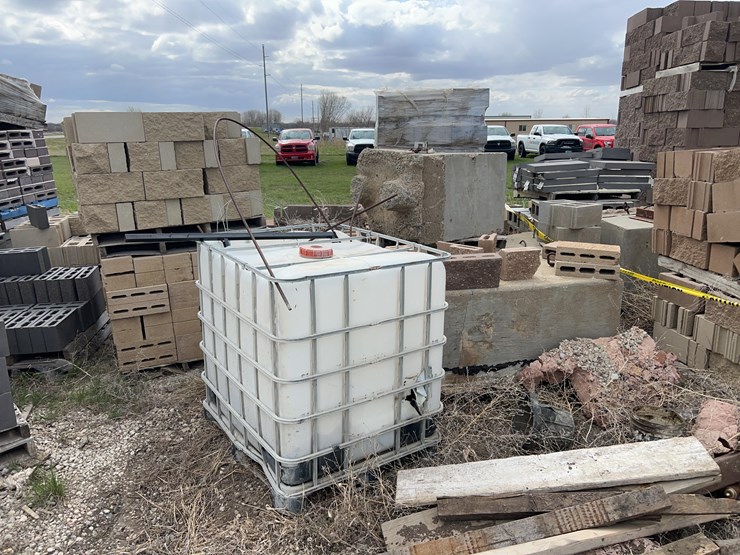 brick-and-cement-block-image-2