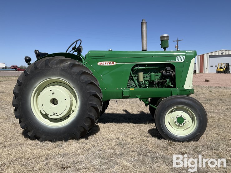 1958-oliver-880-image-4
