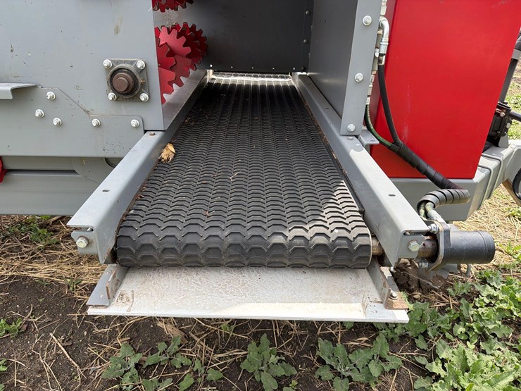2024-hatfield-eco-lift-hmi-bedding-trailer-image-26