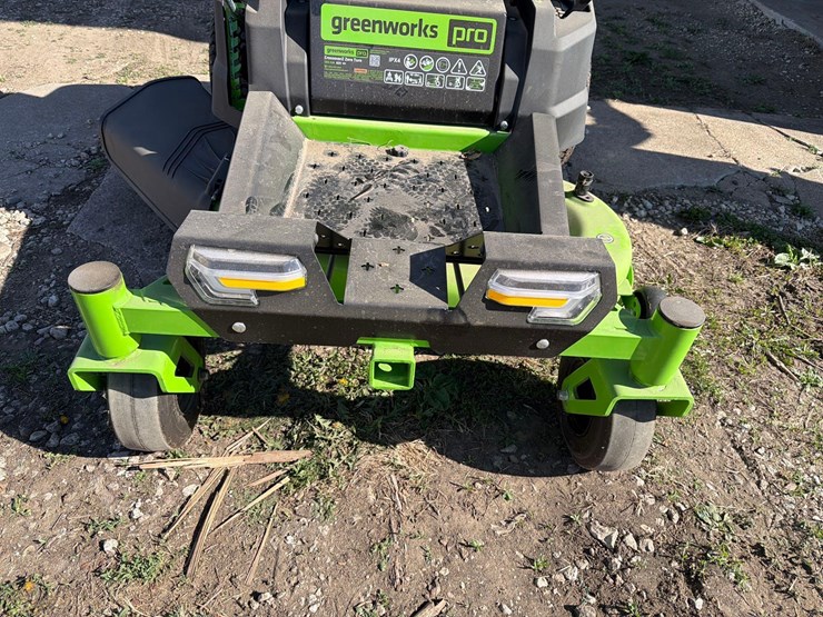 greenworks-pro-crz-428-electric-lawnmower-image-9