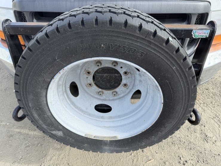 2000-ford-f550-image-14