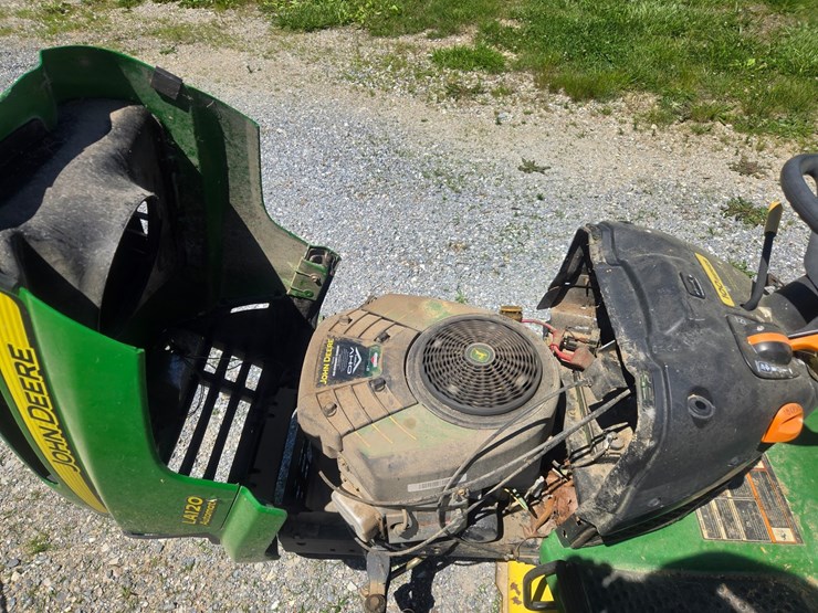 john-deere-la120-image-14