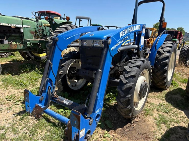 new-holland-45-image-3