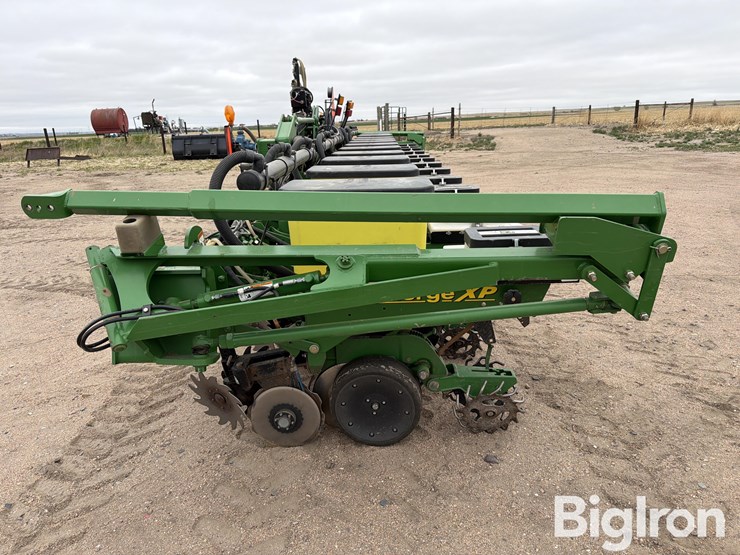2008-john-deere-1720-image-8