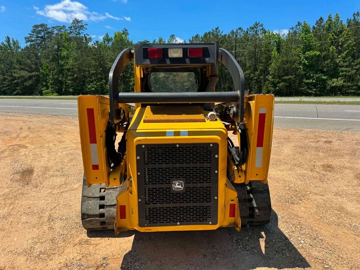 2009-deere-ct332-image-3