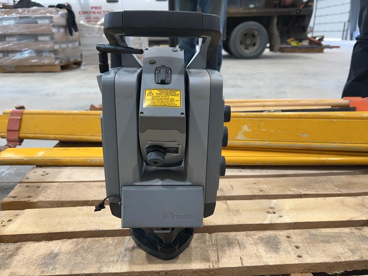 2014-trimble-s8-gps-system-image-7
