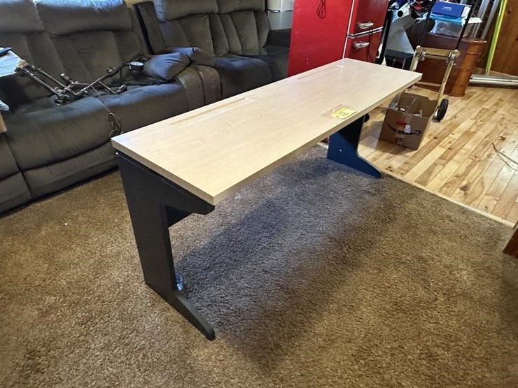 table/desk-image-2