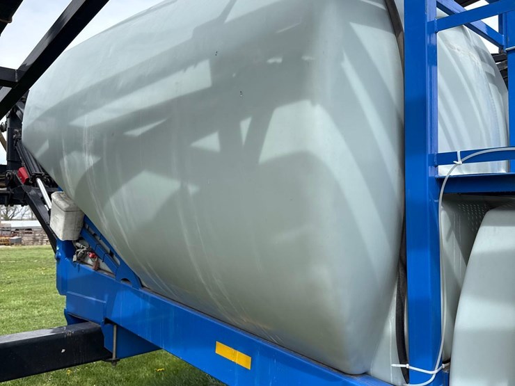 new-holland-s1070-image-10