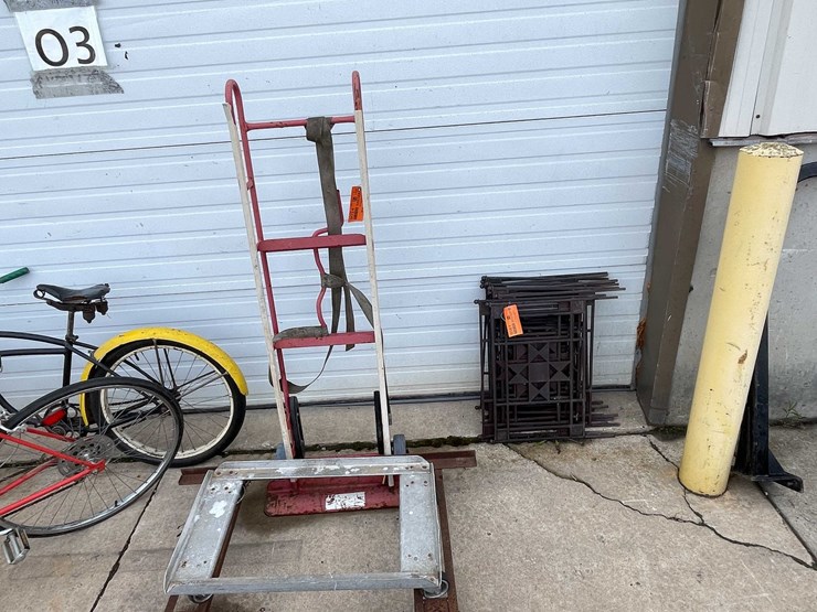 #9024-•-dolly-carts-(o3)-image-1