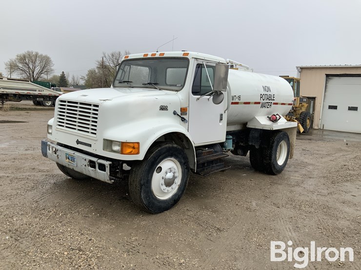 1997-international-4700-image-1