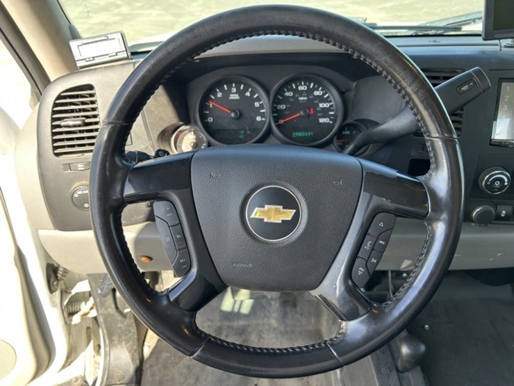 2013-chevrolet-silverado-1500-image-20