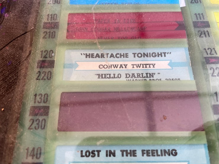 #7036-•-rock-ola-jukebox-image-12