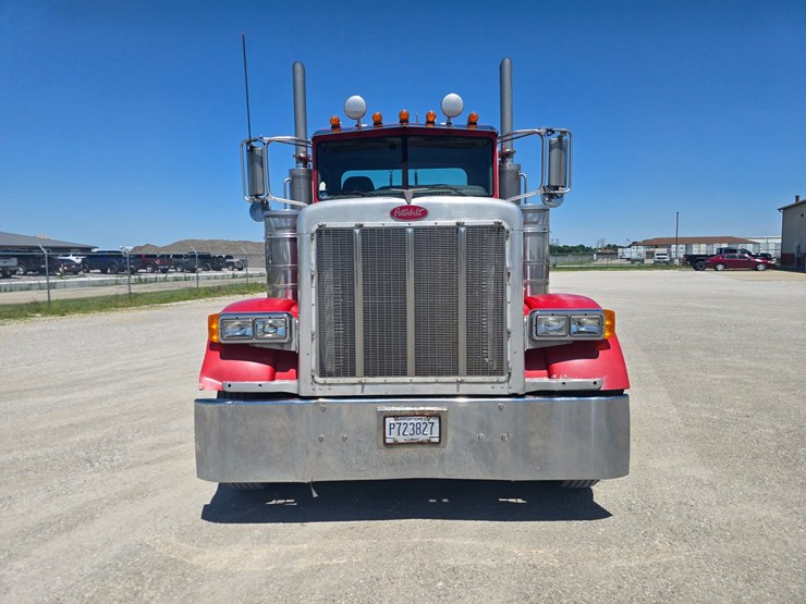 2007-peterbilt-379-image-36